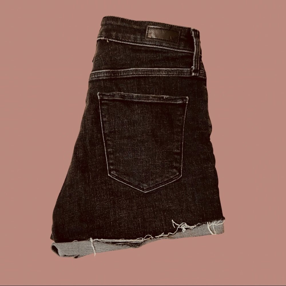 Abercrombie & Fitch
Simone High Rise Short
